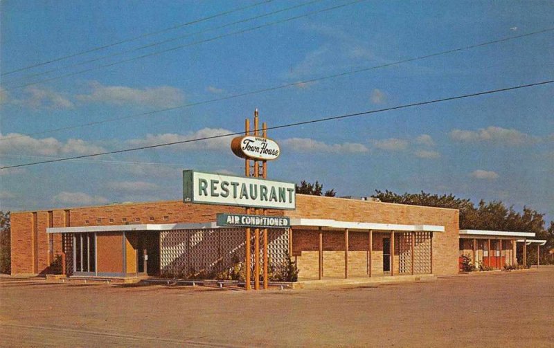 Uvalde Texas Uvalde Town House Restaurant Vintage Postcard JE359727