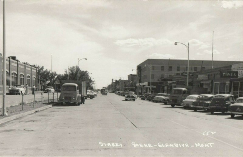 RP: GLENDIVE , Montana, 1930-40s ; Street