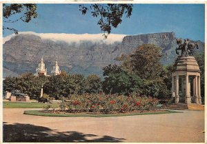 US6007 the tablecloth table mountain from gardens cape town   south africa