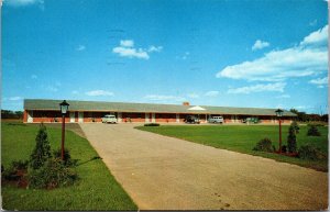 Vtg Grandville Michigan MI La Grande Motel 1960 Chrome View Postcard