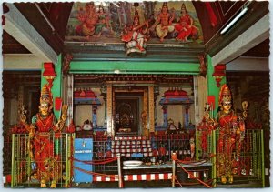 M-22370 Inside Sri Marriamman Temple Singapore