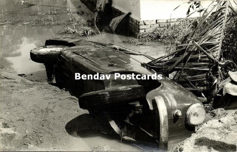 malay malaysia, JOHOR JOHORE SARAWAK (?), Sunken Car after Floods (1963) RP