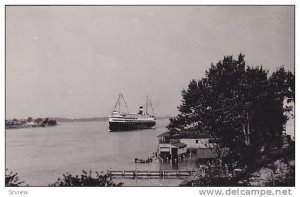 RP, Showing A Steamer/Oceanliner, 1920-1940s