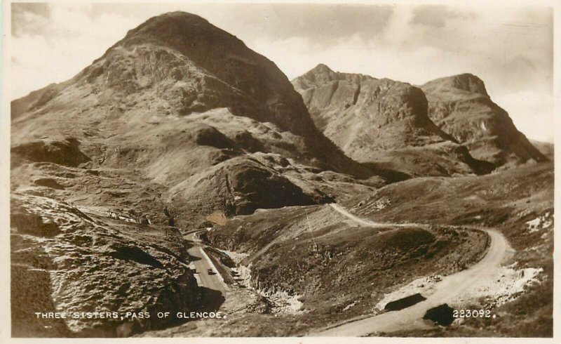 Three sisters pass of Glencoe postcard