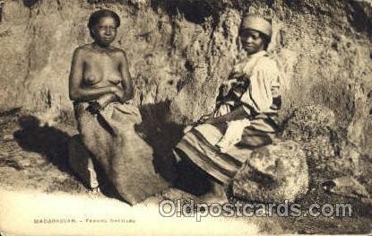 Madagascar - Femmes Betsileo African Nude Unused minor roundness on corner fr...