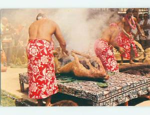 Unused Pre-1980 ROASTING A PIG AT LUAU State of Hawaii HI t4331