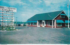 YARMOUTH, Maine, PU-1958; Town and Country Kitchen and Gift Shop