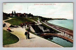 Milwaukee WI - Wisconsin, Visitors at Juneau Park, Stone Stairs, Postcard