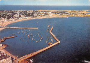 BR52016 Quiberon le port et la plage     France