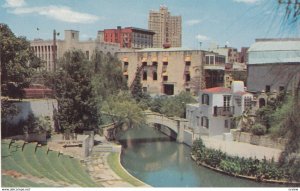 SAN ANTONIO , Texas , 1950-60s ; River Theatre