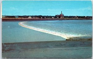 VINTAGE POSTCARD THE TIDAL BORE GIANT WAVE AT MONCTON NEW BRUNSWICK CANADA