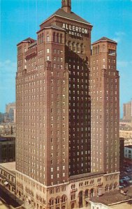 Postcard United States Chicago Michigan the Allerton Hotel