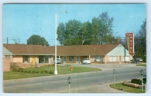 URBANA, Illinois IL~ Roadside COURTESY MOTEL Champaign County 1950s-60s Postcard