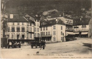 CPA PLOMBIERES-les-BAINS - La Place de l'Église (154480)