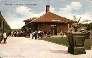 Eugene Oregon Southern Pacific Depot Station Train Bicycles Vintage Postcard