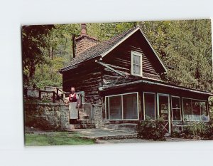 Postcard Homesteaders Cabin Little Norway Blue Mounds Wisconsin USA