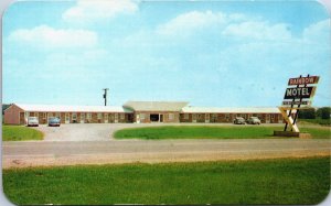 Rainbow Motel Ohio Turnpike Vintage Postcard C353