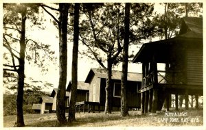 Philippines - Bagvio, Benguet. Camp John Hay, Bungalows circa 1910 *RPPC