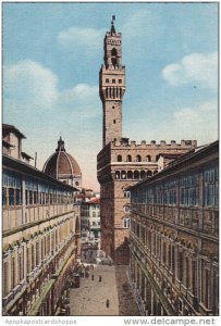 Italy Firenze Il Portico degli Uffizi e Palazzo Vecchio