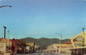 Grants Pass Oregon Business District Street View Vintage Postcard K58858