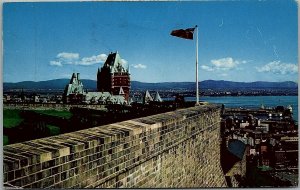 VINTAGE QUEBEC, CANADA POSTCARD 20-88