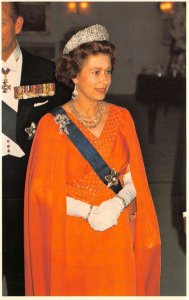 Queen Elizabeth in Finland May 1976 Royalty Vintage Postcard AA63656