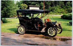 Postcard - 1909 Packard Model 18 Touring Car, Town & Country Motor Lodge - VT