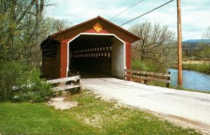 VINTAGE POSTCARD COVERED BRIDGE AT NORTH BENNINGTON VERMONT