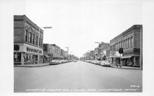 RPPC SOUTH ON SIBLEY AVE. LITCHFIELD MINNESOTA REAL PHOTO POSTCARD (c. 1940s)