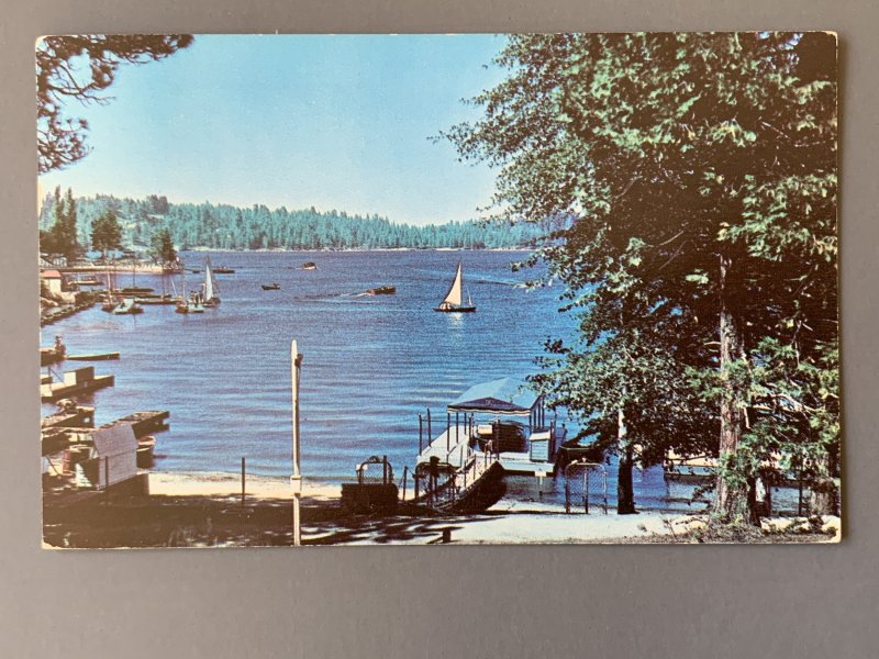 Lake Arrowhead CA Chrome Postcard A1162090030