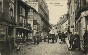 CPA VANNES-La Rue du Mene (27586)