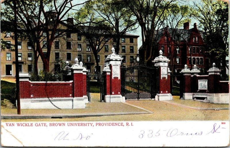 VAN WICKLE GATE, BROWN UNIVERSITY, PROVIDENCE, RI., POSTCARD - PC 