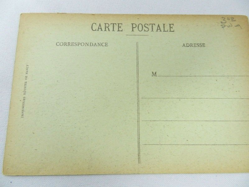 Vintage Postcard BREST Vue vers le Port de Guerre at la Place du Chateau 140