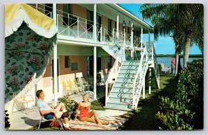 Clearwater Beach Florida~Betts Apartment Motel~Vintage Postcard