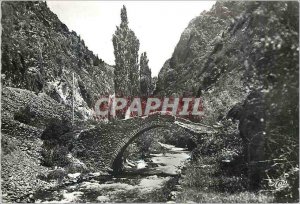 Postcard Modern Andorra La Vielle The Bridge of San Antonio on Highway Ordino