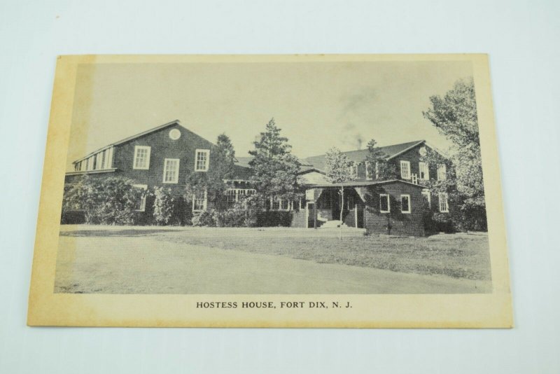 WWI WWII Hostess House, Fort Dix, New Jersey Original Vintage Postcard P72 