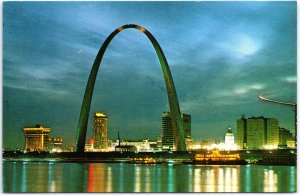 VINTAGE POSTCARD GATEWAY ARCH AND VIEW OF ST. LOUIS AT NIGHT