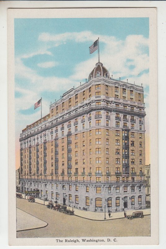 P2307 old postcard the raleigh hotel old cars washington D.C. unused