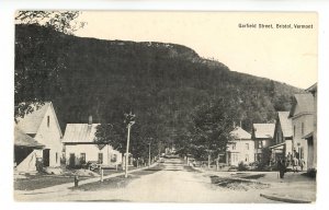 VT - Bristol. Garfield Street