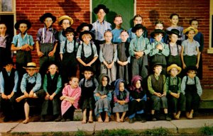 Pennsylvania Lancaster Greetings From The Dutch Country Amish Children At School