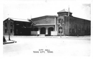 RPPC - Texas City, Texas - A view of City Hall - c1940