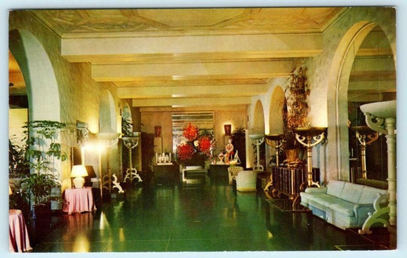 HONOLULU, Waikiki Beach HI ~ ROYAL HAWAIIAN LOUNGE ca 1960s  Postcard