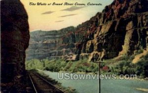 Walls of the Grand River Canon - Colorado CO