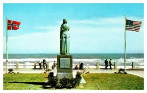 Postcard MONUMENT SCENE Virginia Beach Virginia VA AU0480