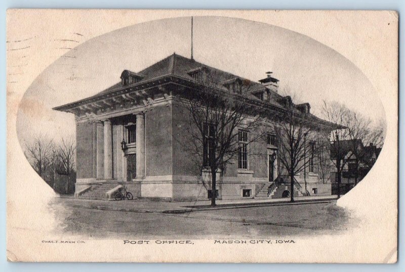 Mason City Iowa IA Postcard Post Office Building Exterior Roadside 1911 Antique