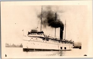 RPPC ON Fort William Assiniboia Steamship on Lake Superior Life Boats 1920s K68
