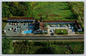 Roadside~Bowling Green Kentucky~Colonel Motel~Restaurant~Air View~1950s Postcard