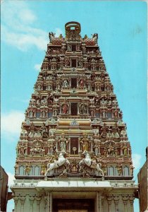 Singapore Sri Mariamman Temple Hindu Temple 5c & 50c Singapore Stamp Postcard C8