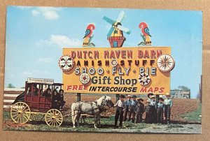 VINTAGE UNUSED POSTCARD - DUTCH HAVEN BARN, INTERCOURSE & SOUDERSBURG, PA.