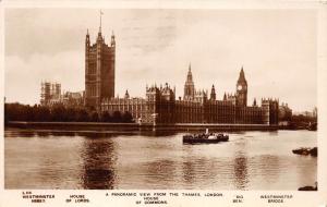 BR60807 a panoramic view from the thames  london ship bateaux  real photo  uk
